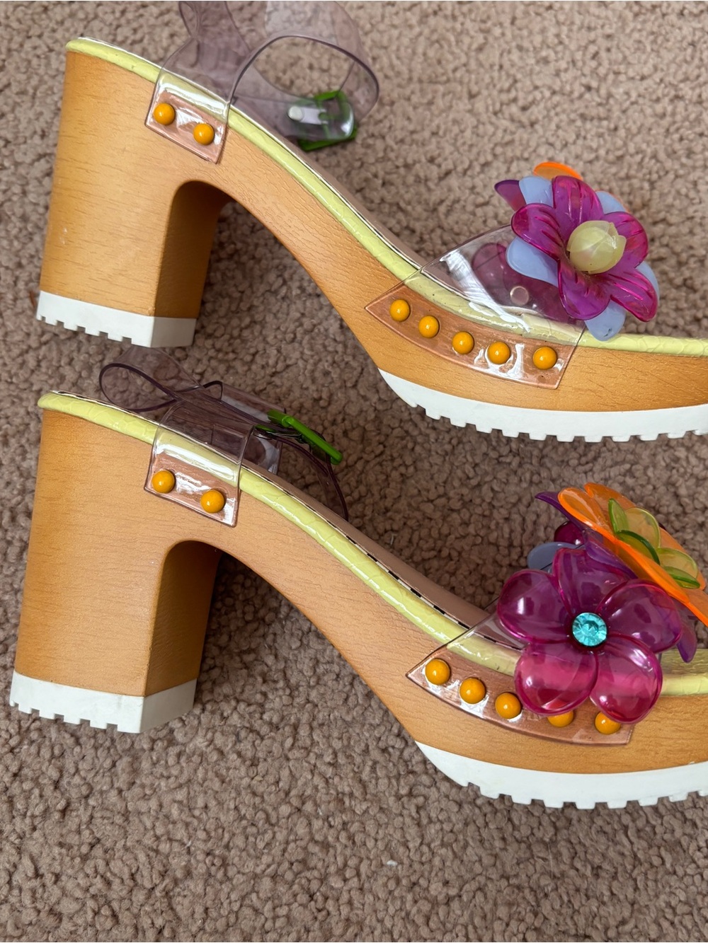 Betsey Johnson Yellow Floryn Platform Sandals with Clear Straps - Picture 2 of 10